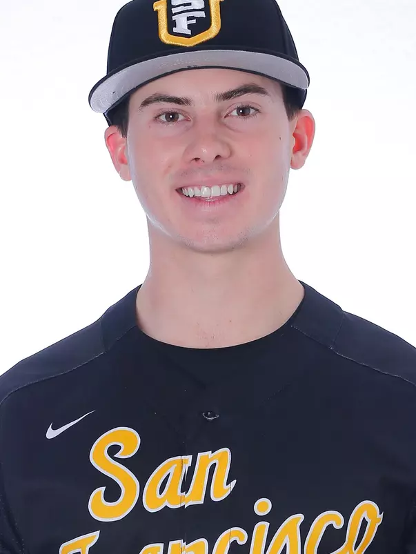 1/15/18: USF BASE Headshots and Marketing at Benedetti Diamond in San Francisco, CA. Image by Chris M. Leung for USF Dons Athletics