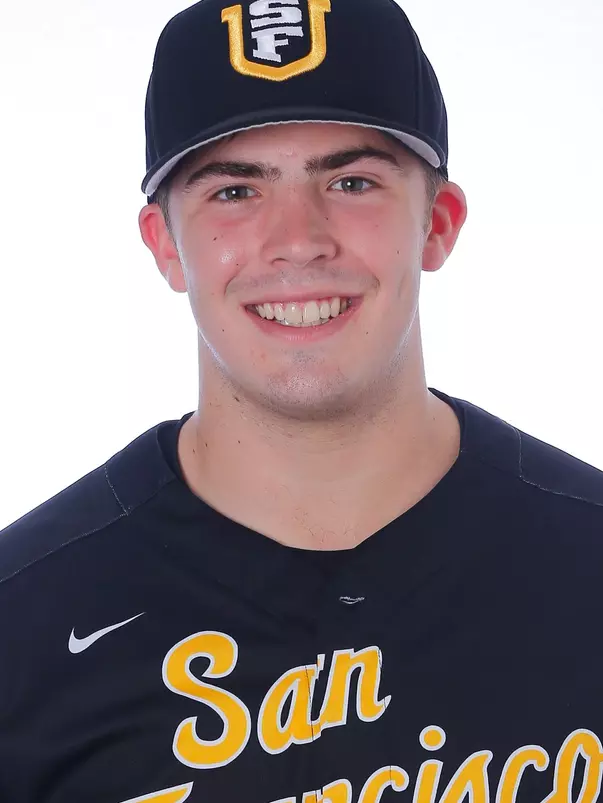 1/15/18: USF BASE Headshots and Marketing at Benedetti Diamond in San Francisco, CA. Image by Chris M. Leung for USF Dons Athletics