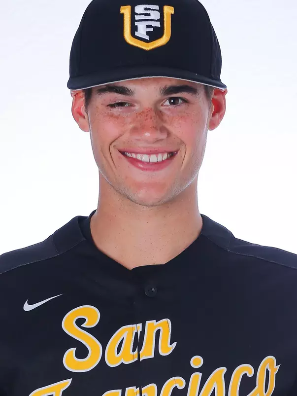 1/15/18: USF BASE Headshots and Marketing at Benedetti Diamond in San Francisco, CA. Image by Chris M. Leung for USF Dons Athletics