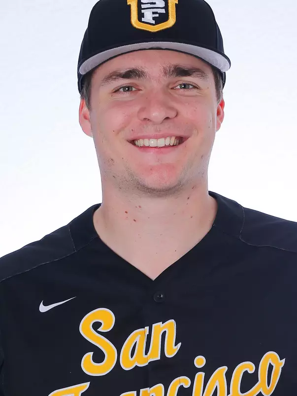 1/15/18: USF BASE Headshots and Marketing at Benedetti Diamond in San Francisco, CA. Image by Chris M. Leung for USF Dons Athletics