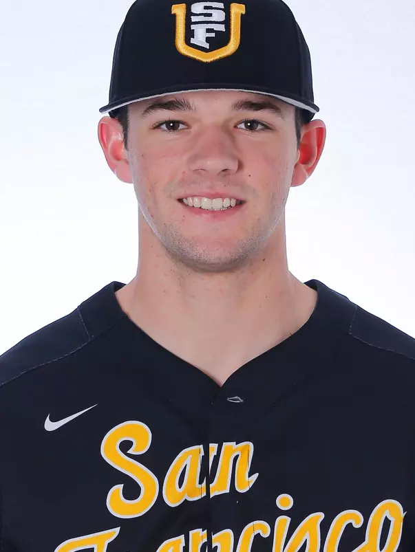 1/15/18: USF BASE Headshots and Marketing at Benedetti Diamond in San Francisco, CA. Image by Chris M. Leung for USF Dons Athletics