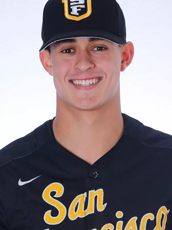 1/15/18: USF BASE Headshots and Marketing at Benedetti Diamond in San Francisco, CA. Image by Chris M. Leung for USF Dons Athletics