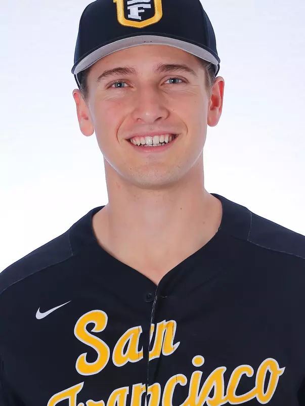 1/15/18: USF BASE Headshots and Marketing at Benedetti Diamond in San Francisco, CA. Image by Chris M. Leung for USF Dons Athletics