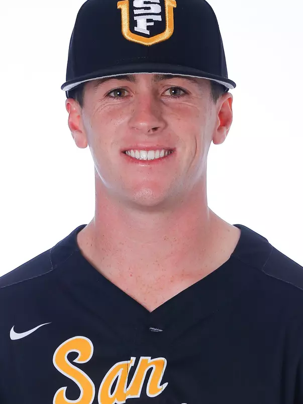 1/15/18: USF BASE Headshots and Marketing at Benedetti Diamond in San Francisco, CA. Image by Chris M. Leung for USF Dons Athletics