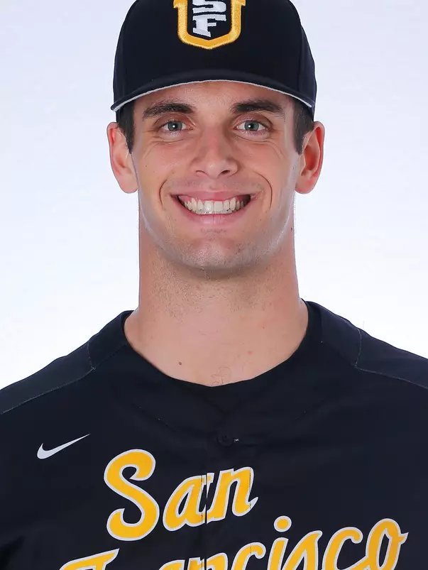 1/15/18: USF BASE Headshots and Marketing at Benedetti Diamond in San Francisco, CA. Image by Chris M. Leung for USF Dons Athletics