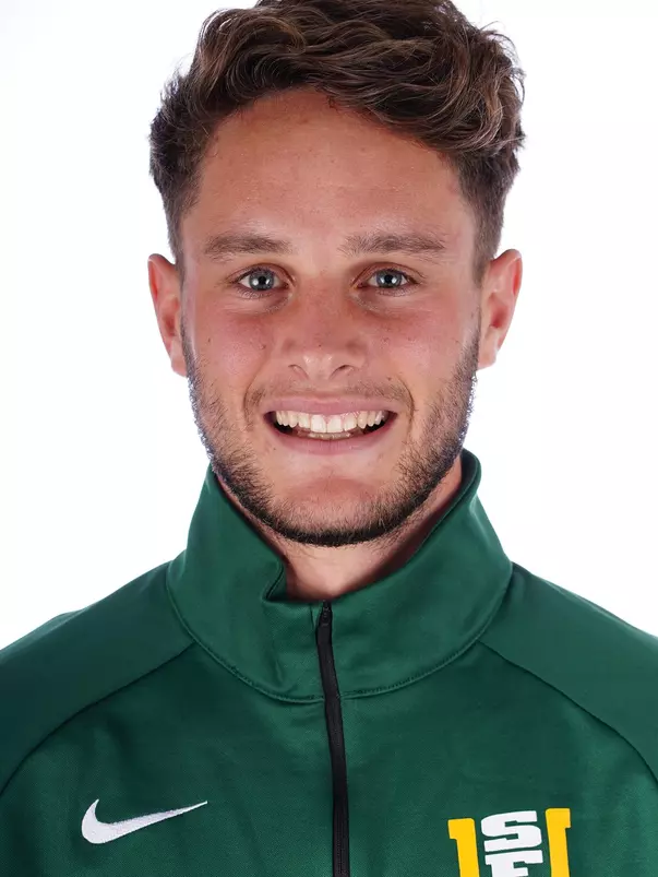 8/14/18: USF XC and T&F Headshots and Marketing at War Memorial Gym in San Francisco, CA. Image by Chris M. Leung for USF Dons Athletics
Jack Rowe