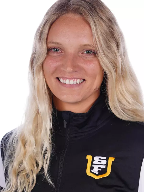 8/15/18: USF WSOC Headshots and Marketing at War Memorial Gym in San Francisco, CA. Image by Chris M. Leung for USF Dons Athletics