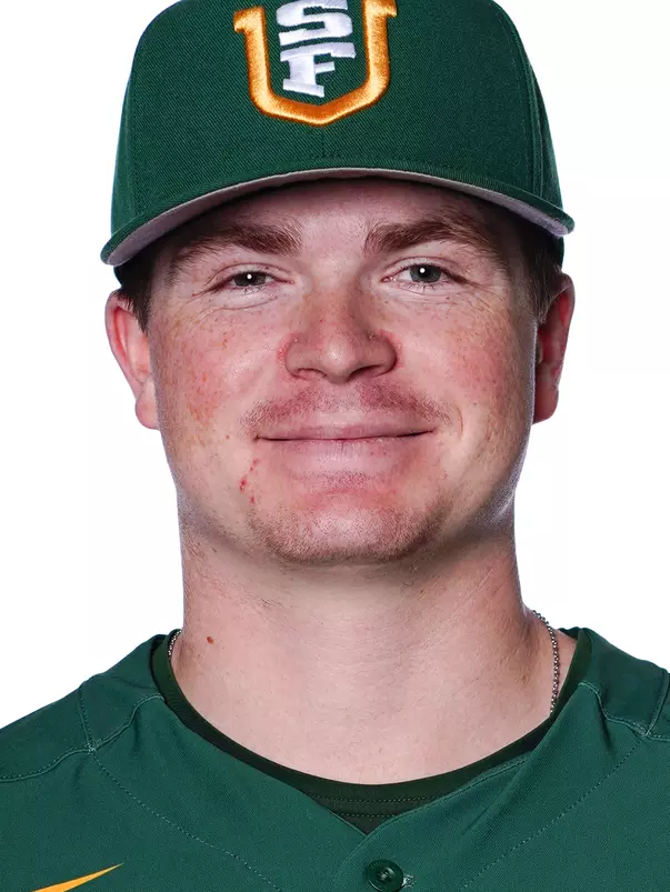 1/17/19: USF BSB Headshots and Marketing at Benedetti Diamond in San Francisco, CA. Image by Chris M. Leung for USF Dons Athletics. #28 Julian Washburn