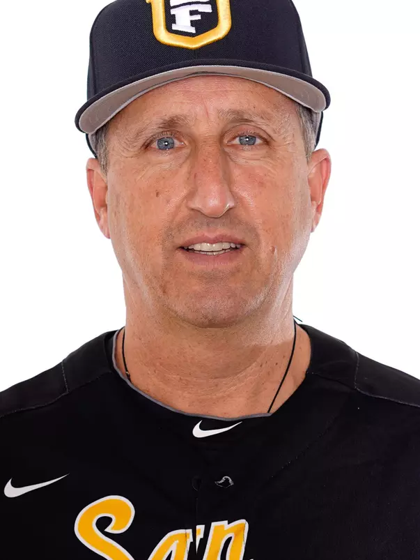 1/17/20: USF BSB Media Day at Benedetti Diamond in San Francisco, CA. Image by Chris M. Leung for USF Dons Athletics