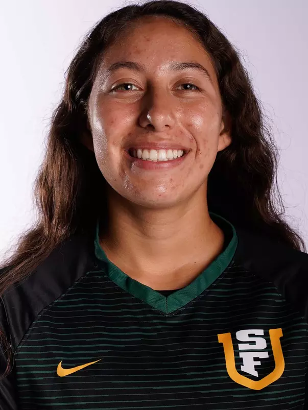 Isabelle Esparza Head Shot