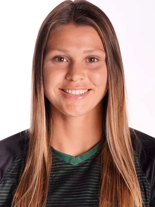 Ana Gorlach Head Shot