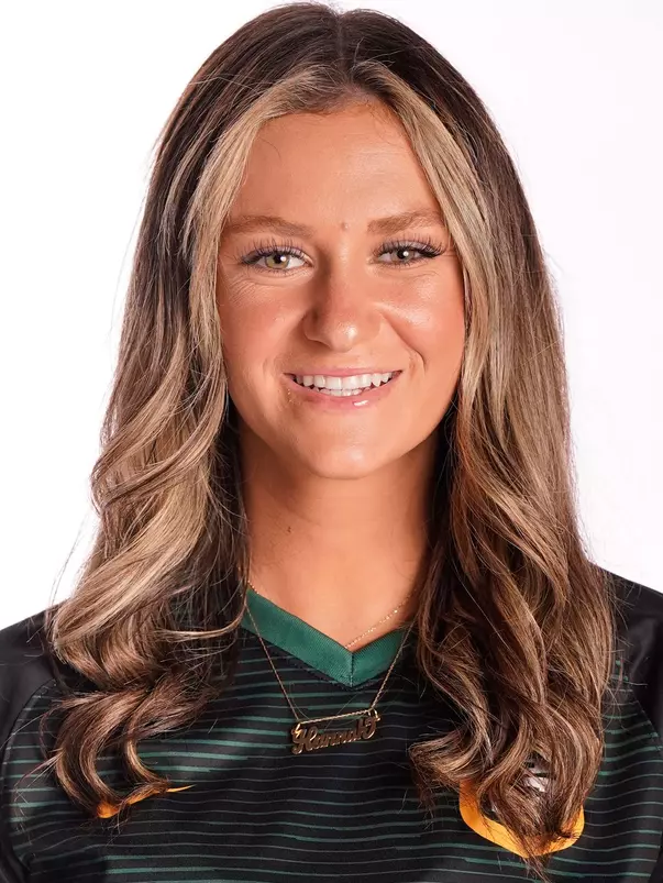 Hannah Burns Head Shot