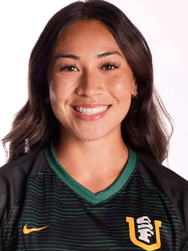 Lindsey Chau Head Shot