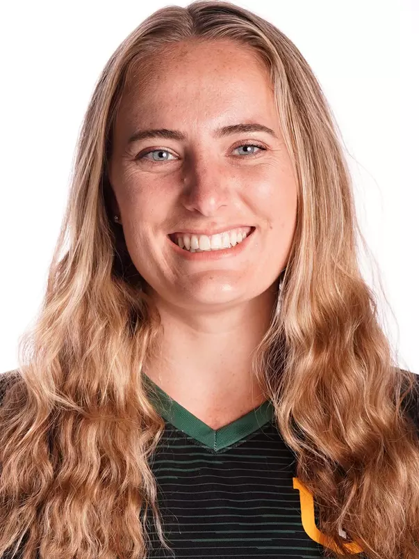 Samantha Curwood-Wagner Head Shot