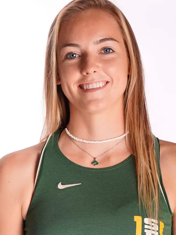 Caragh Courtney Head Shot