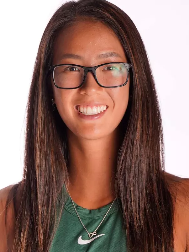 Alicia Yue Head Shot