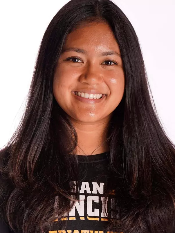 Kira Gupta-Baltazar Head Shot