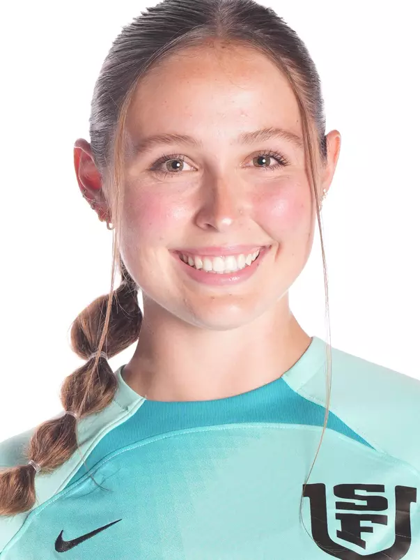 Kira Ybarra Headshot 2023