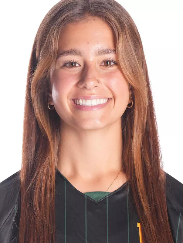 Marie Ward Headshot 2023