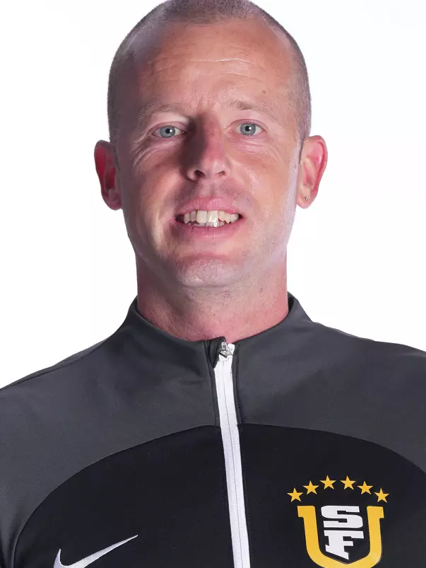 Robbie Rix Headshot 2023