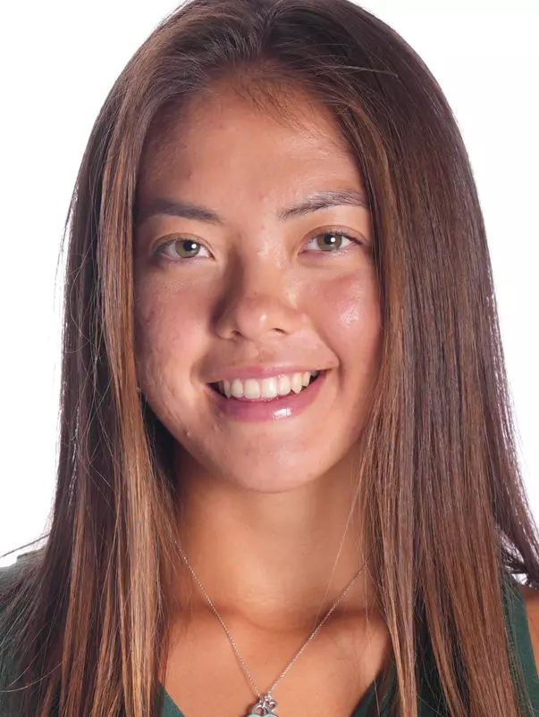 Hana Gamracy Headshot