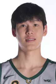 9/27/23: USF MBB Media Day at War Memorial Gym at the Sobrato Center in San Francisco, CA. Image by Chris M. Leung for USF Dons Athletics