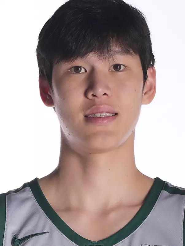 9/27/23: USF MBB Media Day at War Memorial Gym at the Sobrato Center in San Francisco, CA. Image by Chris M. Leung for USF Dons Athletics