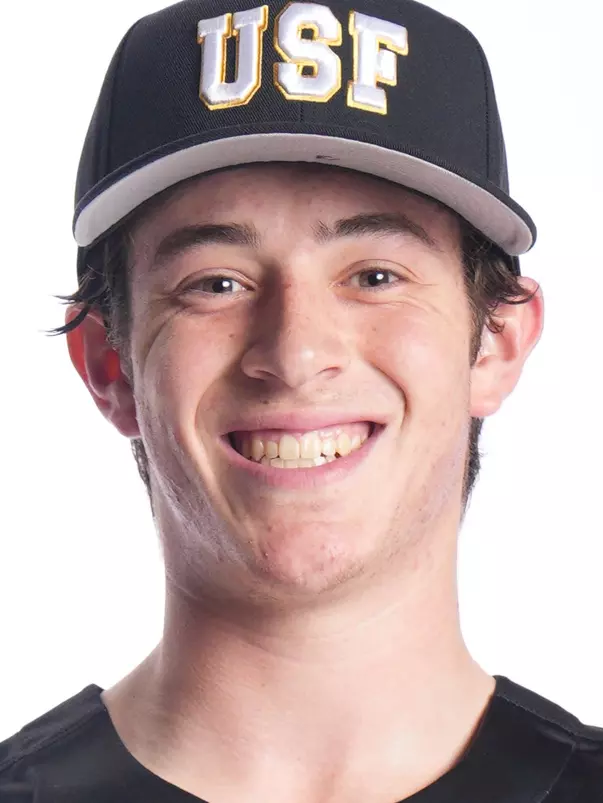 Hunter Holzemer Headshot