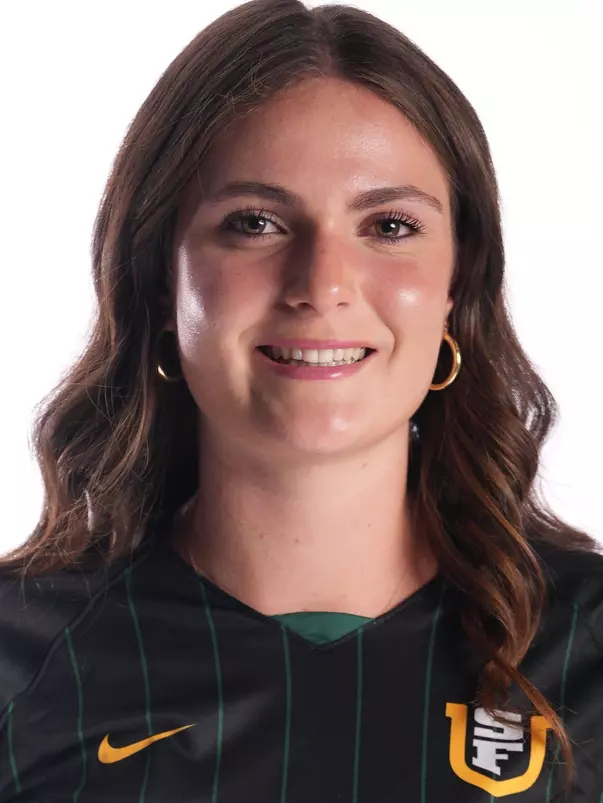 Elsie Parigi Headshot