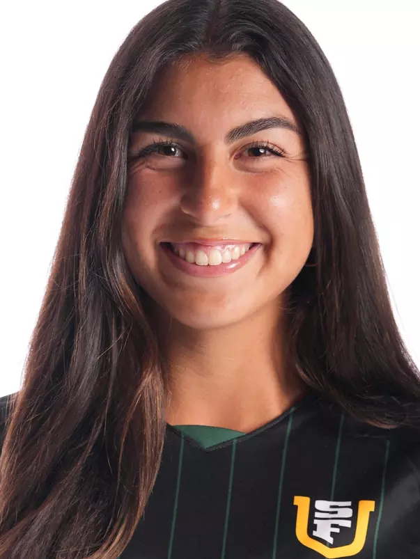 Gabby Rizzo Headshot