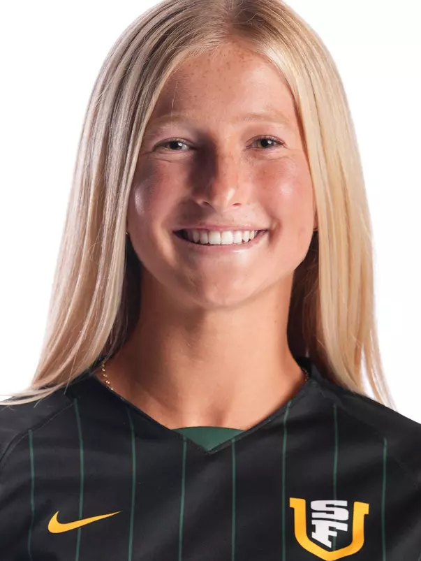 Ellie Weissenberg Headshot