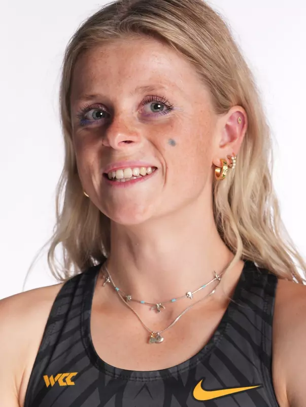 Grace Copeland Headshot