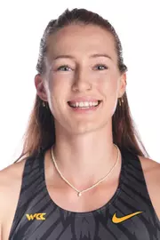 Henriette Halwas Headshot