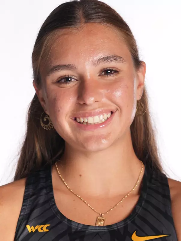 Marlee Kwasnica Headshot