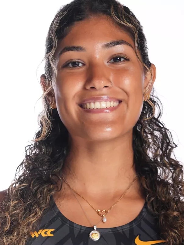 Angie Mesa-Espinoza Headshot