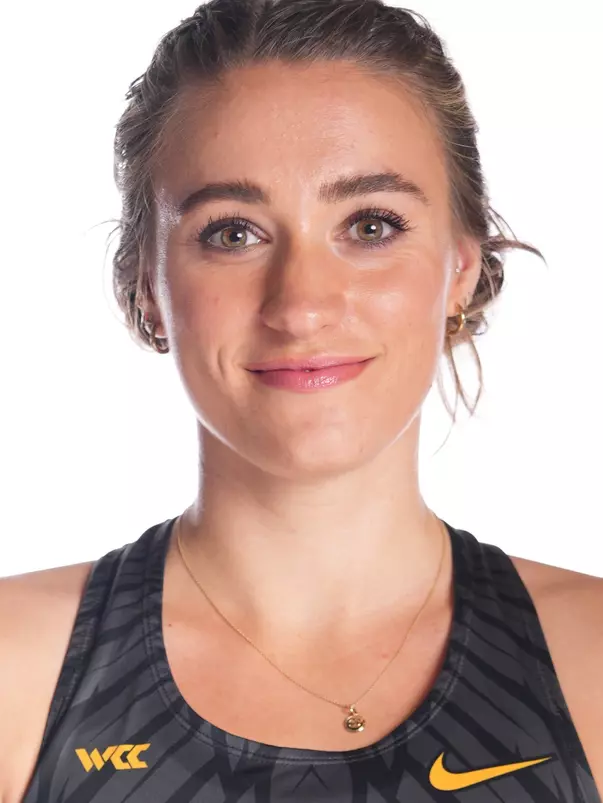 Veronika Reed Headshot