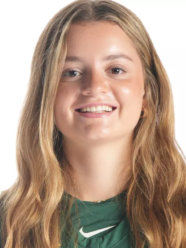 Paula Tirado Headshot