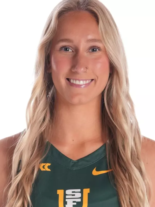 McKenna Towne Headshot 2025