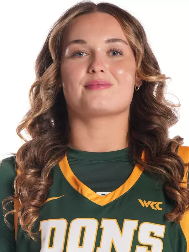 Amy Pateman Headshot 2025-26