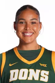 Olivia Williams Headshot 2025-26