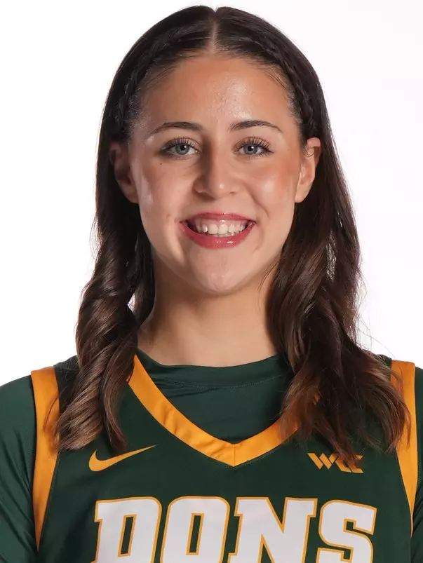 Sophia Priestley Headshot 2025-26