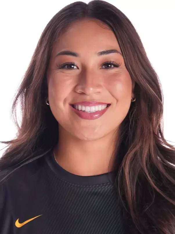 WSOC Lindsey Chau Headshot 2025