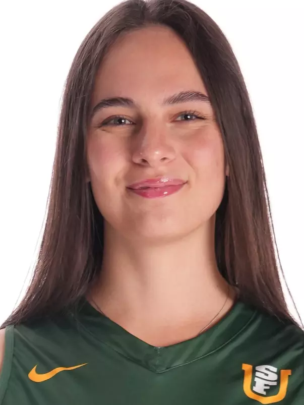 Beata Bohmova Headshot 2025