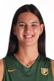 Astrid Puig Headshot 2025