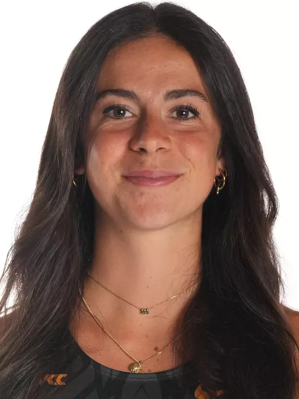 Faustine Chaboche Headshot 2025-26