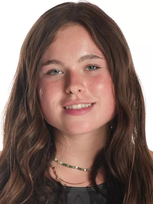 Lexi Hallenberg Headshot 2025-26