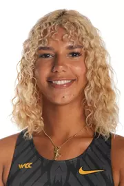 Sabina Nettles Headshot 2025-26