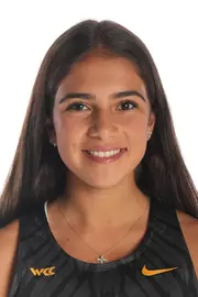 Sofia Urizar Headshot 2025-26