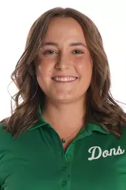 Eva Pett Headshot 2025-26