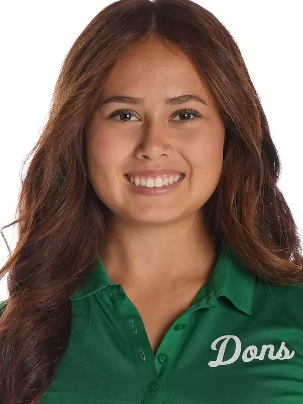 Melia Gustavson Headshot 2025-26